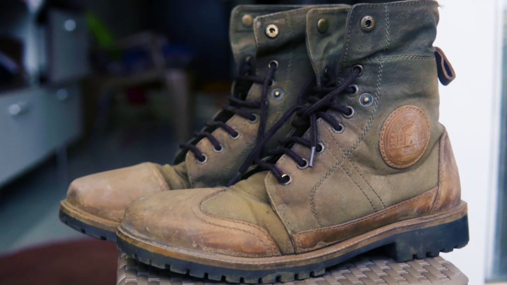 Royal Enfield Huntsman Boots - Motorcycle Riding Gear Review